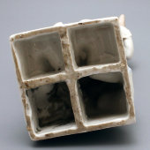 Статуэтка «Лыжница», Первомайский фарфоровый завод (Песочное), скульптор Павловская Н. А., 1950-е