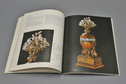 Альбом «Фаберже: пасхальные яйца — сувениры, сделанные для русской императорской семьи», каталог выставок, ФРГ, 1990 г.