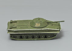 Советская детская игрушка «Танк ПТ-76» с бортовым номером 210, 1970-80 гг.