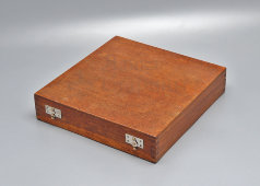 Старинный набор офтальмолога с пробными линзами для проверки зрения, деревянный футляр