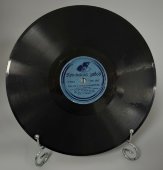 Песни из к/ф «Тракторист»: «Песня о трех танкистах» и «Песня Харитоши», Ногинский завод, 1930-е гг.