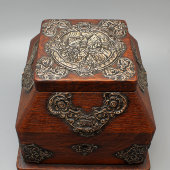 Деревянная шкатулка-ларец в русском стиле, Абрамцево, Россия, н. 20 в.