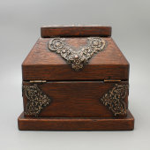 Деревянная шкатулка-ларец в русском стиле, Абрамцево, Россия, н. 20 в.