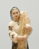 Авторская статуэтка «Девушка со снопом», скульптор Филянская В. Г. (монограмма автора), ЗиК ​Конаково, 1950-60 гг.