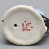 Статуэтка «Яблочко», скульптор Пермяк М. Е., фарфор, Вербилки, 1950-60 гг.