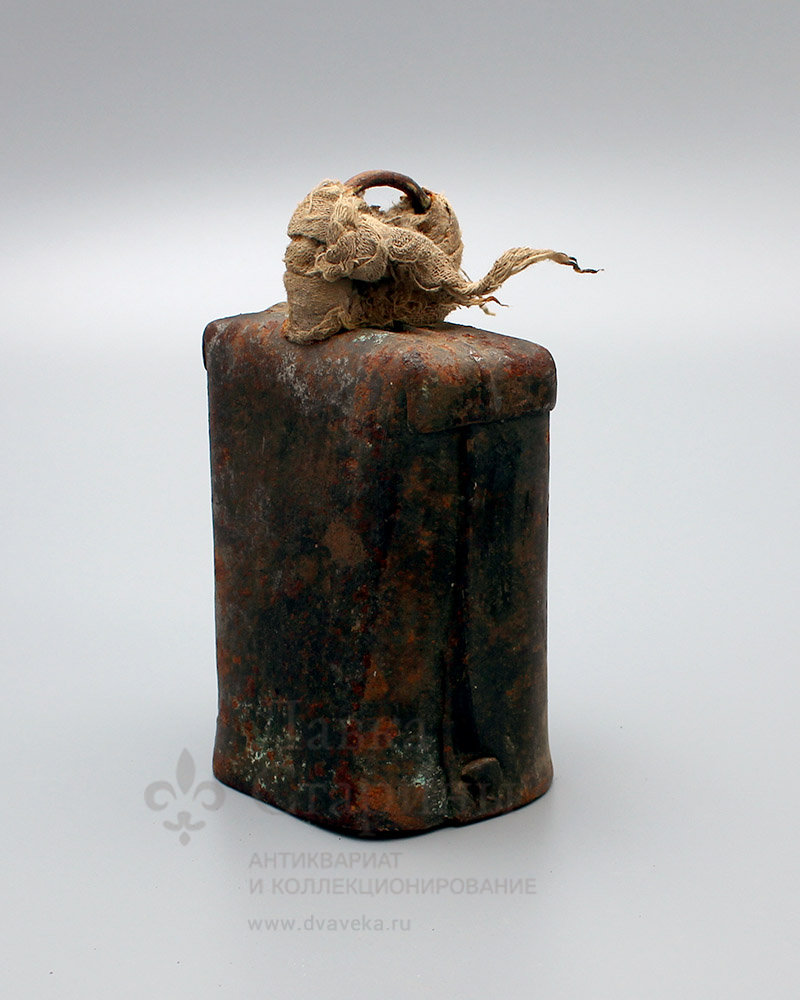 Ботало, глухая погремушка, старинный колокольчик для пасущейся коровы ...