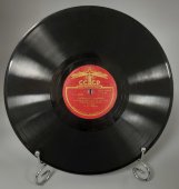 Военно-духовой оркестр под упр. И.В. Петрова: «Прощание славянки» и «Походный старинный марш».  Апрелевский завод, 1950-е гг.