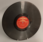 Пластинка с вальсами «На сопках Маньчжурии» и «Волшебные мечты», Апрелевский завод, 1950-е