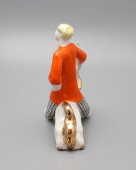 Статуэтка «Иванушка-дурачок и Конек-Горбунок», CCCР, Первомайский фарфоровый завод (Песочное), 1965 г., скульптор В. А. Шестопалов, фарфор.