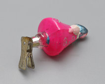 Новогодняя игрушка на прищепке «Плясунья в сарафане» из набора «Ансамбль «Березка», стекло, 1950-е