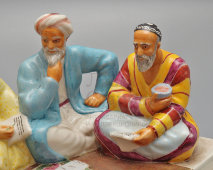 Агитационная чернильница из письменного прибора «Обсуждение проекта Сталинской конституции в колхозе Узбекистана», скульптор Данько Н. Я., ЛФЗ, 1930-е