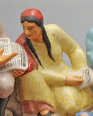 Агитационная чернильница из письменного прибора «Обсуждение проекта Сталинской конституции в колхозе Узбекистана», скульптор Данько Н. Я., ЛФЗ, 1930-е