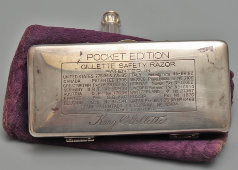 Старинная безопасная бритва, станок для бритья «Gillette» (safety razor), карманный вариант, США, 1908-19 гг.