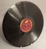 Детский хор Метрополитена: «Спой нам ветер» из к/ф «Дети капитана Гранта» и «Эх, хорошо» пионерская песня из фильма «Концерт Бетховена», Ногинский завод.