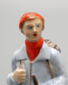 Фарфоровая статуэтка-миниутюра «Турист», Вербилки, 1967 г., СССР