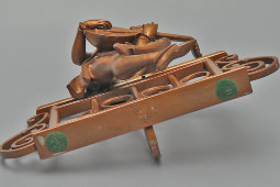 Комплект старинных статуэток, держатели нот «Менестрель‑шутник с лютней и знатная дама», бронза, Европа, кон. 19, нач. 20 вв.