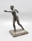 Советская спортивная скульптура «Дискоболка», скульптор Е. А. Янсон-Манизер, СССР, 1950-60 гг.