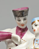 Статуэтка «Лезгинка» (Грузинский танец), скульптор Малышева Н. А., Дулевский завод, 1966 г.