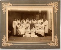 Старинная фотография «Медицинский персонал», Россия, до 1917 г.