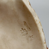 Антикварная фарфоровая статуэтка «Продавец сбитня», Гарднер, 19 век