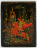 Лаковая шкатулка папье-маше «Богатырь на красном коне» (агитлак), художник Скалозуб, СССР, п. Палех, 1992 г.