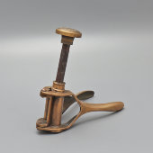 Устройство для ввода корковой пробки в бутылку San Bri № 1, бронза, медь, Франция, 1900-1930 гг.