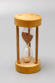 Старинные песочные часы на 1 мин. и 55 сек, дерево, стекло, Россия, 1-я четв. 20 в.