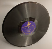 Советская старинная / винтажная пластинка 78 оборотов для граммофона / патефона с песнями В. Сорокина: «Матросский вальс» и «Огонек»