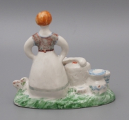 Фарфоровая фигурка СССР «На лугу», скульптор Попова К. В., Вербилки