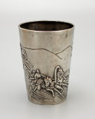 Антикварная серебряная стопка «Тройка лошадей», серебро 84 пробы