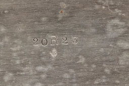 Старинная шкатулка с рельефным декором, белый металл, чеканка, Европа, нач. 20 в.