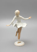 Статуэтка «Фигурное катание», фарфоровая мануфактура Унтервайсбах​, 1950-70 гг.
