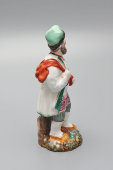 Старинная фарфоровая статуэтка «Мужик с лаптями», завод Кудинова, 2-я четв. 19 в.