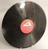 Старинная пластинка: Asha Bhosle (песни из фильмов на индийском) . His Master's Voice. 1950-е
