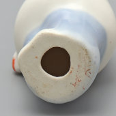 Статуэтка «Мальчик в шубке», скульптор Павлова Л. Н., фарфор, Краснодарский завод «Чайка», 1960-е