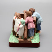 Скульптурная группа «Дети у колодца», бисквит, Гарднер, 1880-90 гг.