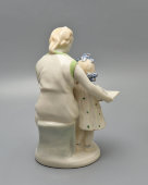 Статуэтка «Первая буква», скульптор Коломиец И., Полонский ЗХК, 1956-72 гг.