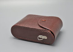 Винтажный армейский бинокль в чехле, увеличение 8х, диаметр объектива 30 мм, латунь, Казань, 1956 г.