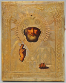 Старинная икона в латунном окладе и киоте «Святитель Николай Чудотворец», Россия, кон. 19, нач. 20 вв.