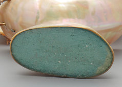 Интерьерное украшение, подставка для часов, подчасник «Парусник» (Кораблик), перламутр, латунь, Европа, кон. 19 в.