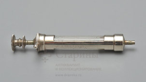 Старинный медицинский шприц с двумя иглами в футляре, Европа, 1-я пол. 20 в.