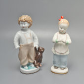 Комплект статуэток «Первосчет» и «Мальчик с мишкой», скульпторы Столбова Г. С. и Холодная М. П., ЛФЗ