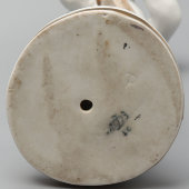 Фигурка «Девочка с лыжами» (Лыжница), скульптор Г. С. Столбова, фарфор ЛФЗ, 1950-60 гг.