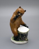 Чернильница «Медведь у пня», ЛФЗ, 1950-е гг., скульптор Воробьев Б. Я.,​ художник Ризнич И. И.