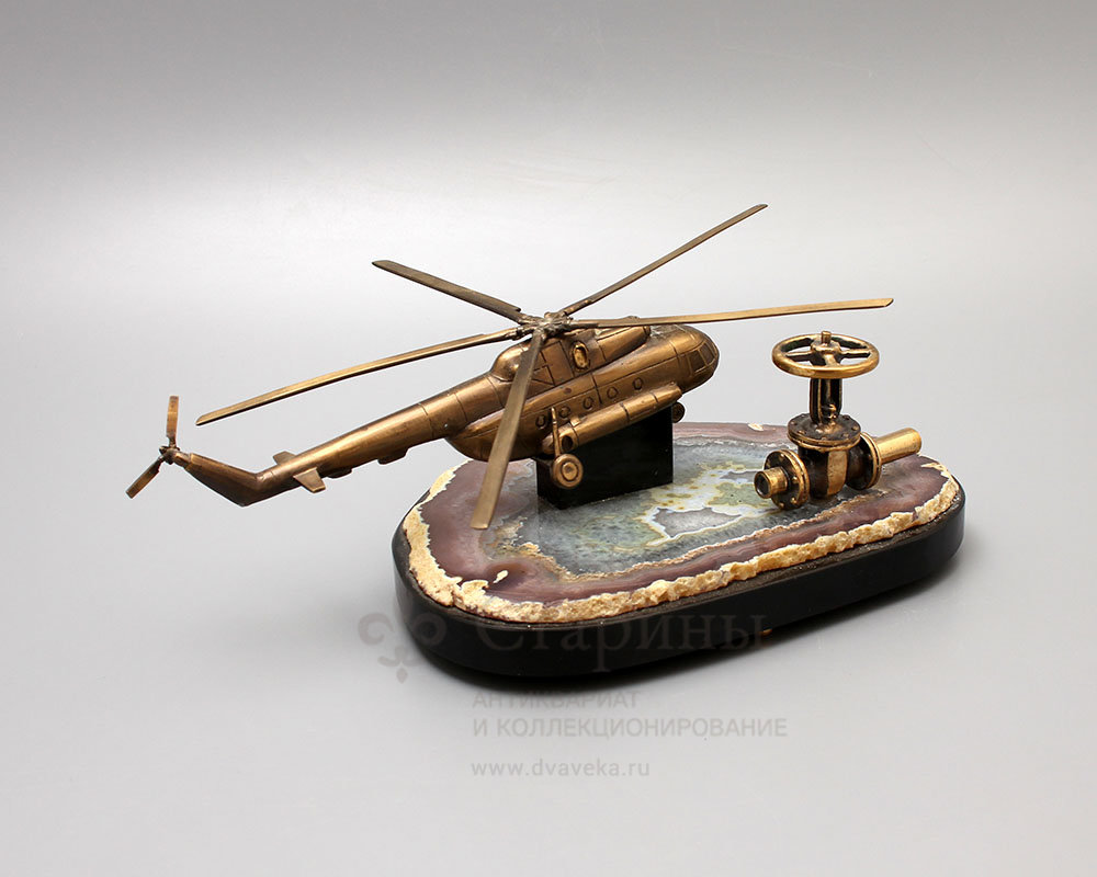 Вертолет сувенир. Вертолёт из прородного материала. Вертолёт из прородного материала. Вертолёт из прородного материала. Вертолет из природного материала.