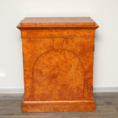 Старинный комод в стиле неоклассицизм, карельская береза, Россия, 1900-е