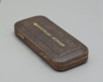 Старинный офтальмоскоп «Liebreich's Ophthalmoscope» в коробке с бархатом, Германия, кон. 19 в.