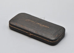 Старинный офтальмоскоп «Liebreich's Ophthalmoscope» в коробке с бархатом, Германия, кон. 19 в.