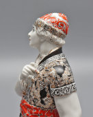 Статуэтка «Танцовщик М. М. Фокин в роли Ивана-царевича» в балете И. Ф. Стравинского «Жар-птица», скульптор Иванов Д. И., ЛФЗ, 1950-е