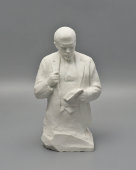 Статуэтка «В. И. Ленин», скульптор Ковнер С. Я., бисквит, Вербилки, 1959 г.